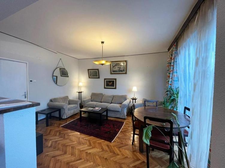 Apartament cu 2 camere în Universitate