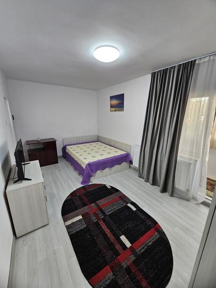 Garsonieră decomandată în Barieră