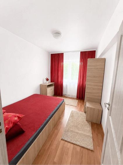 Apartament cu 3 camere decomandat în Pantelimon