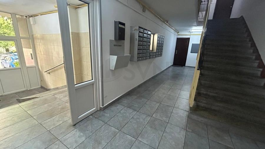 REA1029661 Apartament 2 camere Crangasi - Loc de parcare - 11