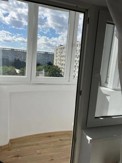 Apartament cu 3 camere decomandat, mobilat în Dristor