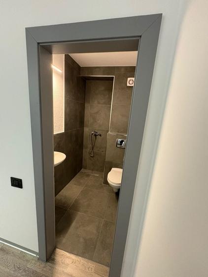Spațiu comercial, de 33 mp, în Florești
