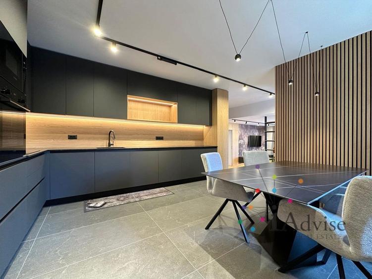 Apartament exclusiv cu terasă de 135 mp și panoramă spectaculoasă către munte - 1