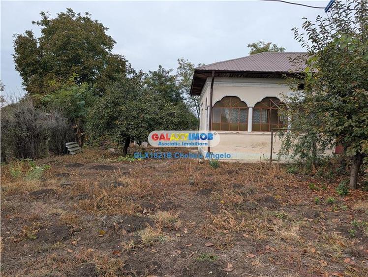 Casă cu 3 camere cu Teren 1400 Mp în Frumușani