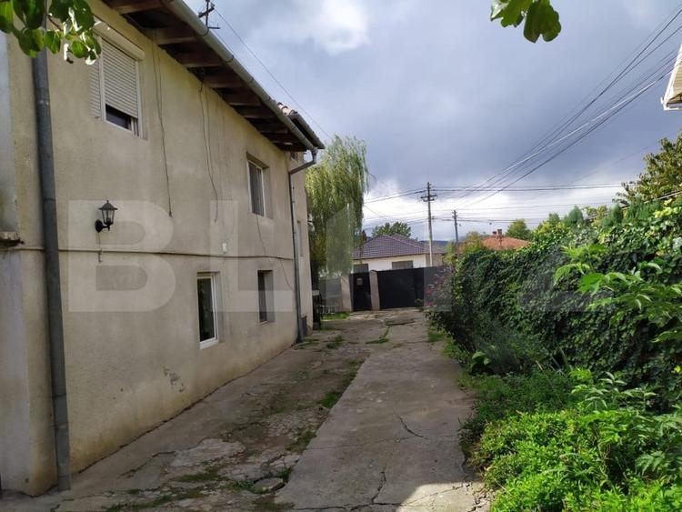 Casă individuală cu 4 camere cu Teren 720 Mp în Cetate