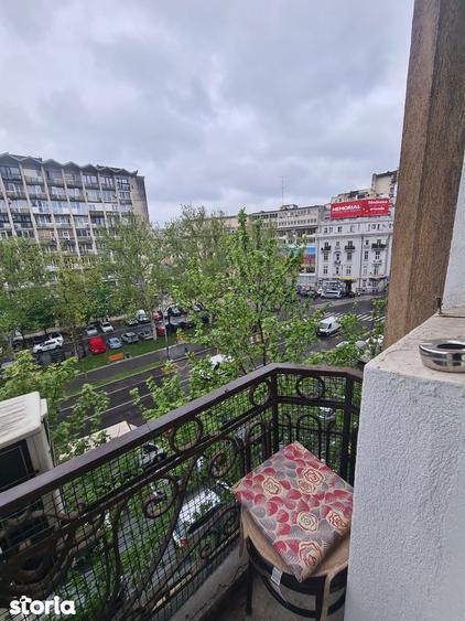Garsonieră decomandată, mobilată în Romană