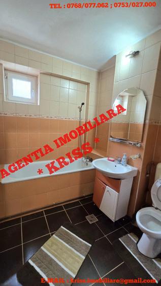 Apartament cu 2 camere decomandat în Eremia