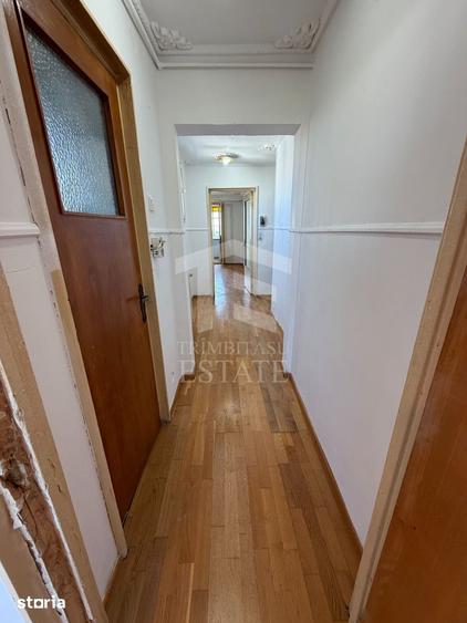 Apartament cu 2 camere decomandat în Berceni