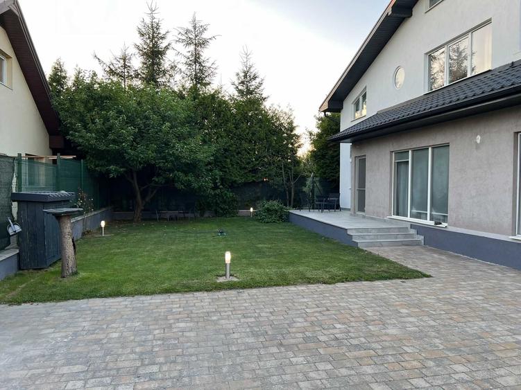 Casă cu 3 camere cu Teren 450 Mp în Sângeorgiu de Mureș