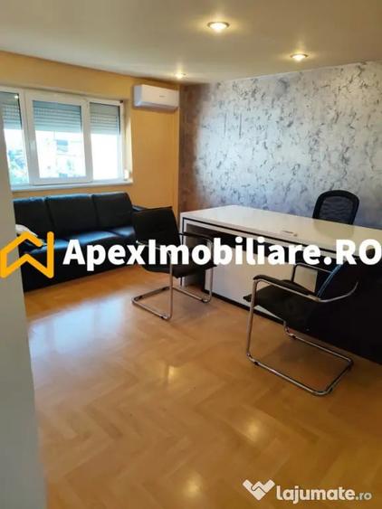 Apartament cu 3 camere decomandat în Vitan
