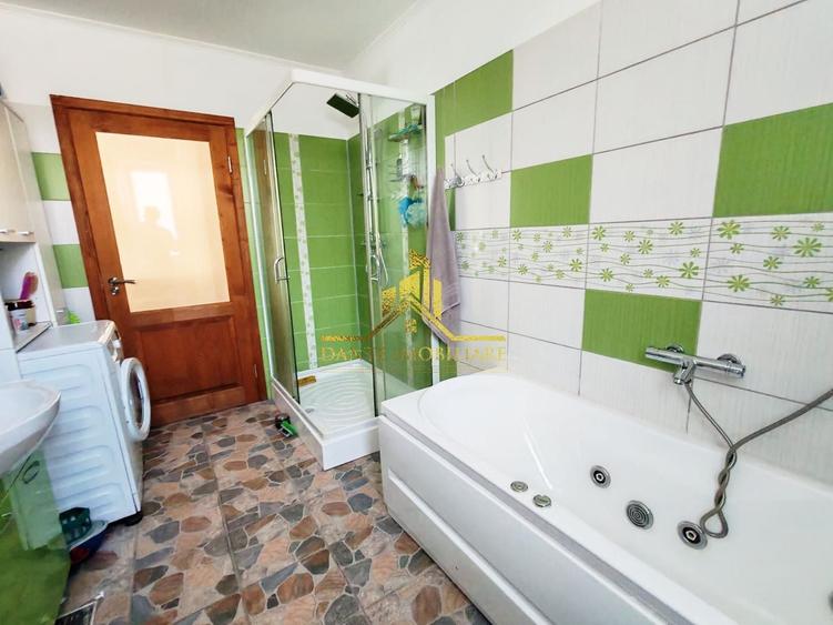 Apartament cu 3 camere decomandat, mobilat în Gheorgheni
