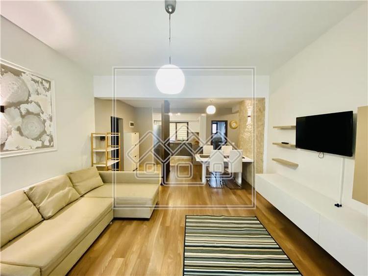 Apartament cu 3 camere si balcon mare, la cheie, terasa mare - 3
