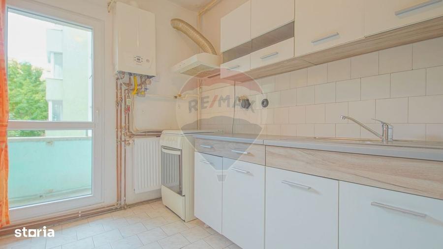 Apartament cu 2 camere decomandat în Griviței