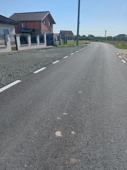 Teren de 2001 mp, în Ianova
