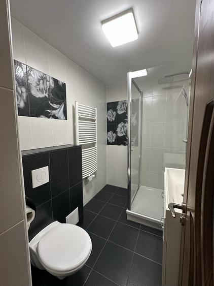 Apartament cu 2 camere decomandat în Spitalul Județean