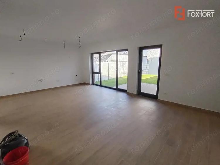 Casă cu 4 camere cu Teren 191 Mp în Buziașului