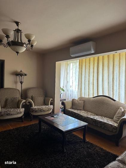 Apartament cu 3 camere în Circumvalațiunii