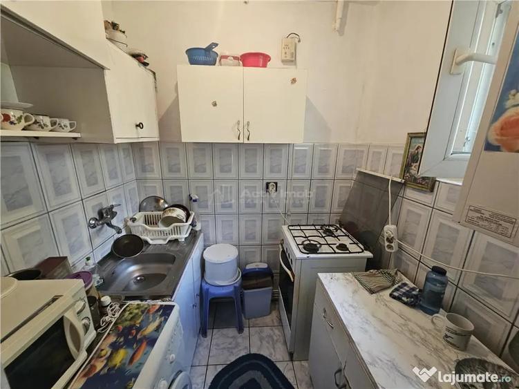 Apartament cu 2 camere nedecomandat în Calea Caransebeșului
