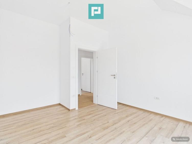 Duplex cu 4 camere cu Canalizare în Covaci