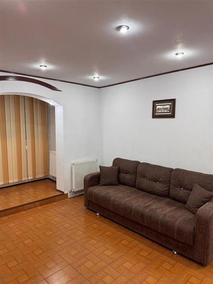 Apartament cu 2 camere semidecomandat în 9 Mai