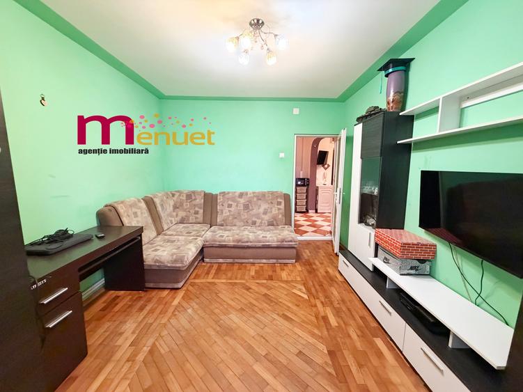 Apartament cu 2 camere decomandat în Neptun