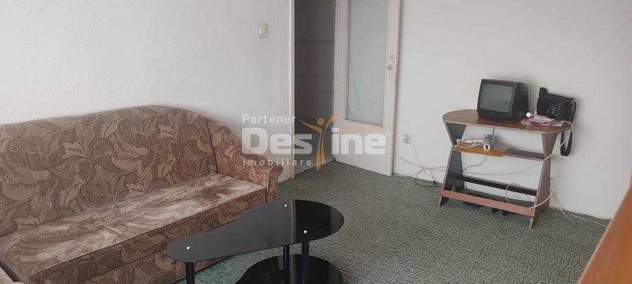 APARTAMENT CU 3 CAMERE IN ZONA MATERNA SITUAT LA ETAJUL 3 BLOC TURN - 3