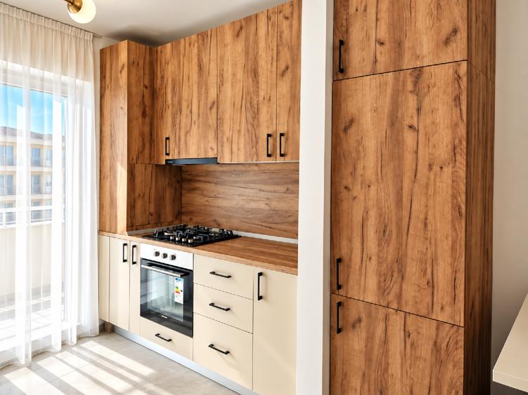 Apartament cu 2 camere, mobilat în Central