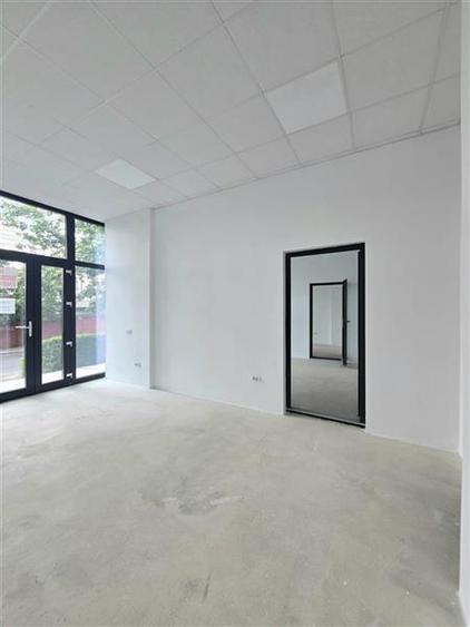 Spațiu comercial, de 117 mp, în Colentina