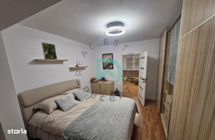 Apartament cu 3 camere semidecomandat în Centrul Istoric