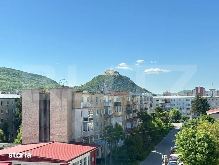 Apartament cu 2 camere semidecomandat în Cetate
