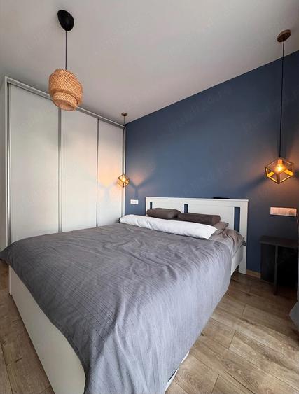 Apartament cu 3 camere decomandat în Florești