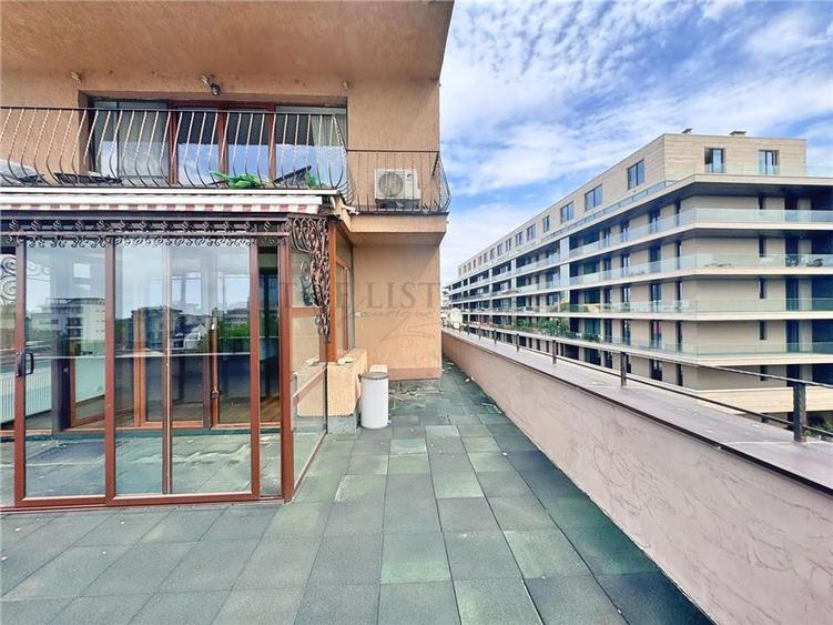 Apartament cu 3 camere decomandat în Floreasca