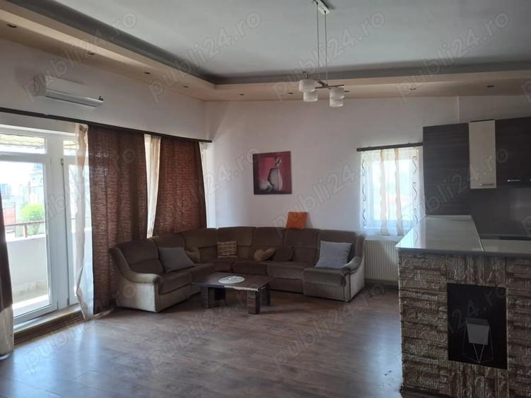 Apartament cu 3 camere semidecomandat în UTA