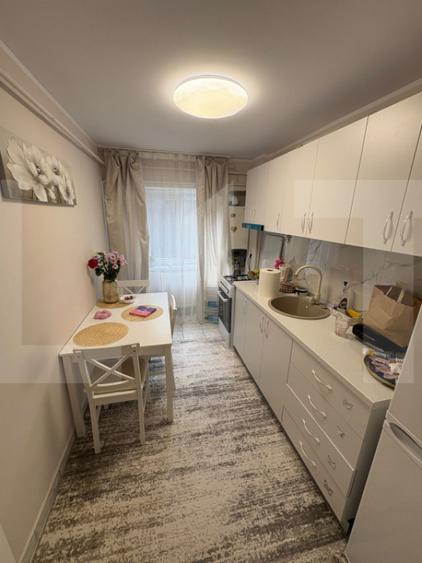 Apartament cu 3 camere decomandat în Central