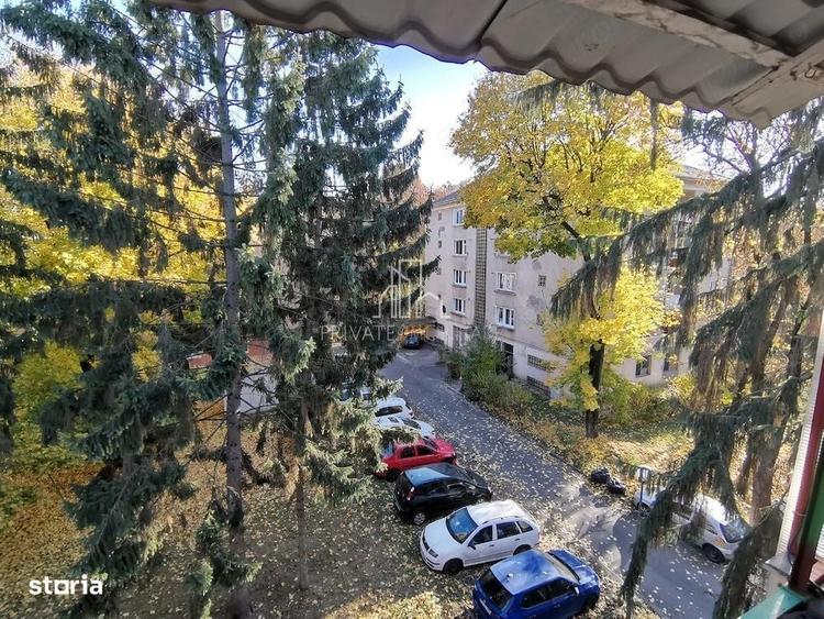 Apartament cu 2 camere semidecomandat în 7 Noiembrie