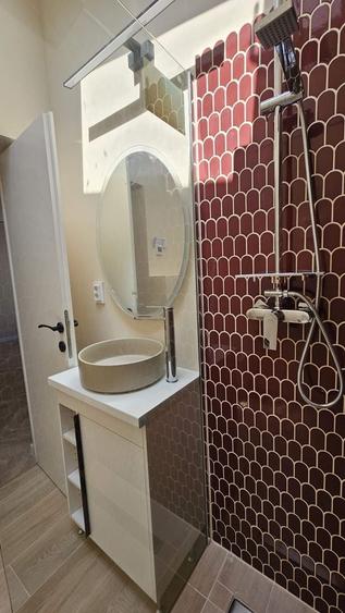 Duplex cu 3 camere cu Canalizare în Central