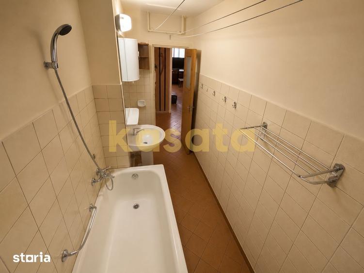 Apartament cu 3 camere decomandat, mobilat în Decebal