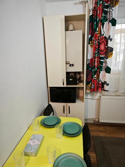 Apartament cu 2 camere decomandat în Rahova