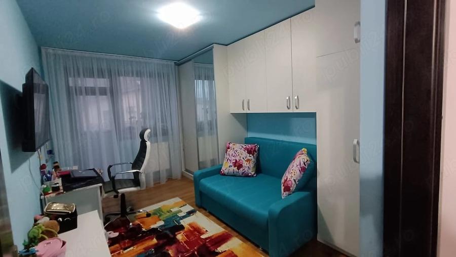 Apartament cu 2 camere semidecomandat în Florești