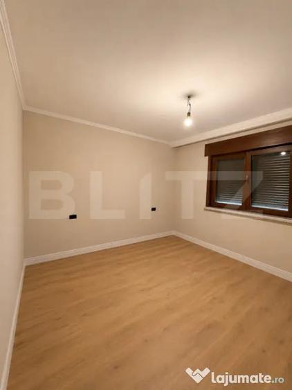 Apartament cu 3 camere decomandat în Brazda lui Novac