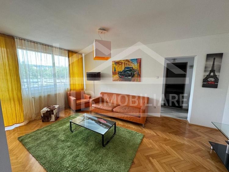 Apartament cu 3 camere decomandat, mobilat în Aleea Carpați