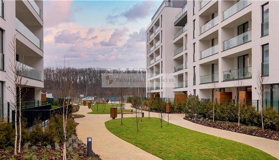 Apartament cu 2 camere semidecomandat, mobilat în Băneasa