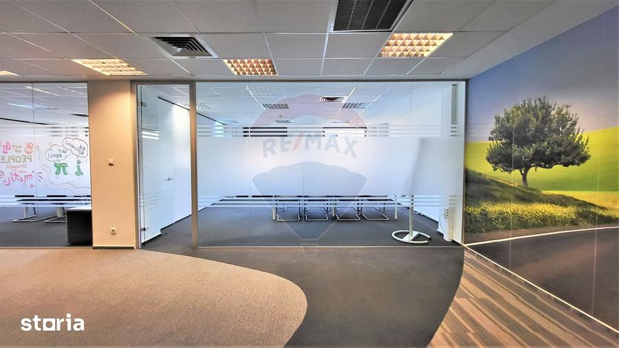Spațiu comercial, de 320 mp, în Mărăști