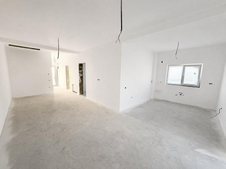 Duplex cu 3 camere cu Teren 358 Mp în Moșnița Nouă