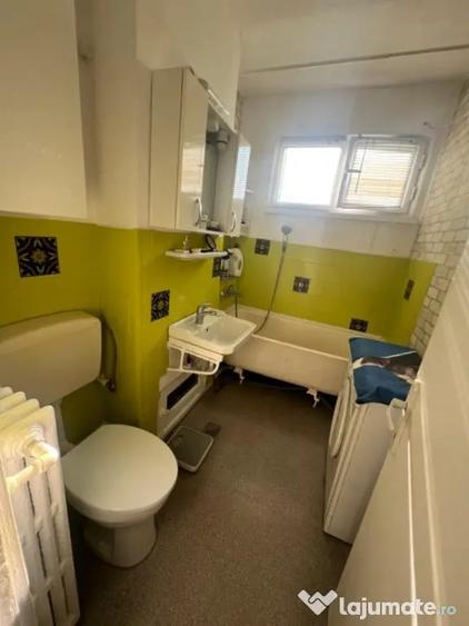 Apartament cu 2 camere semidecomandat în Brazda lui Novac