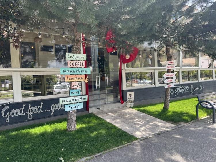 Spațiu comercial, de 300 mp, în Central