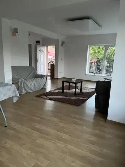 Casă cu 4 camere cu Teren 650 Mp în Sânmihaiu Român