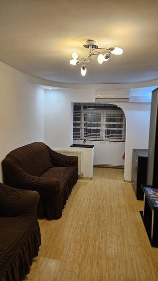 Apartament cu 2 camere decomandat în Paltin