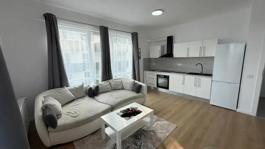 Apartament cu 3 camere decomandat în Nord