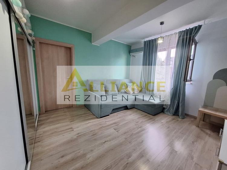Apartament cu 2 camere semidecomandat, mobilat în Central